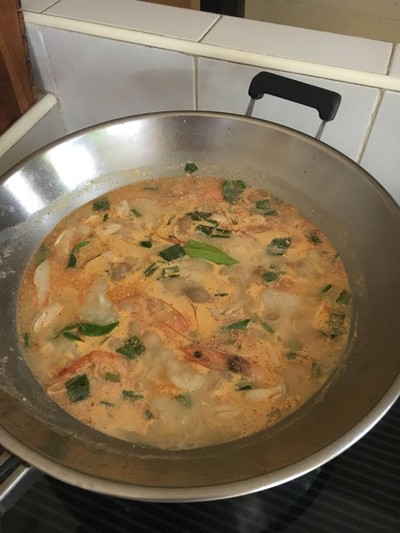 วิธีทำ มาม่าต้มยำทะเลหม้อไฟ