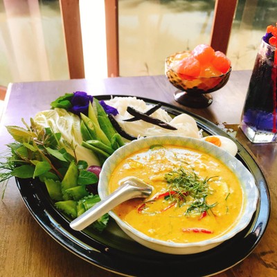บ้านบุศยา (Baan Busaya) (บ้านบุศยาคาเฟ่แอนด์เรสเตอรอง) บ้านบุศยา (Baan Busaya) (บ้านบุศยาคาเฟ่แอนด์เรสเตอรอง)
