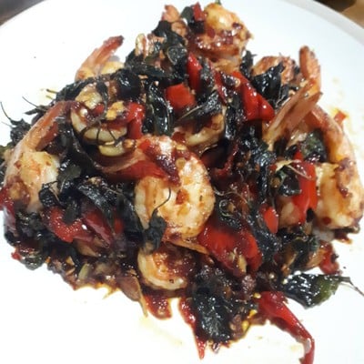 กุ้งคั่วสามรส