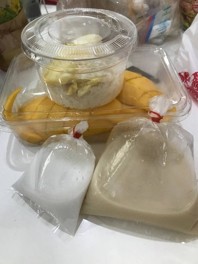 ขนมไทยคุณจิ๋ม ดิโอลด์ สยาม พลาซ่า