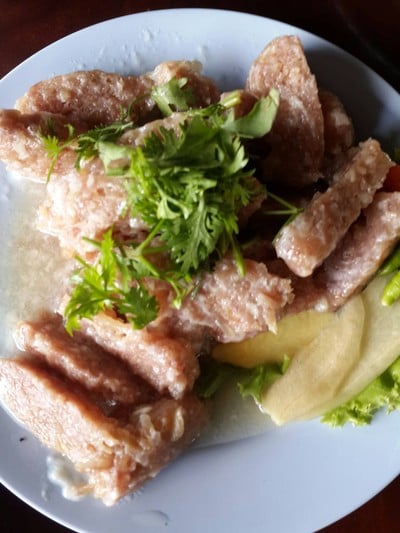 แหนมหมกใบตอง