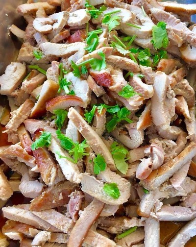 หมูอบ ขีดละ 50 บาท