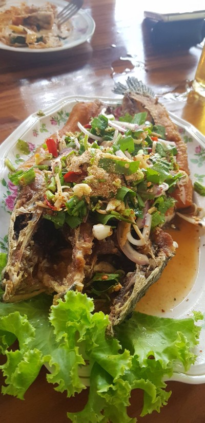 ช่อนลอดบ่วง