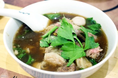 ก๋วยเตี๋ยวเนื้อสูตรซุปต้นตำหรับ