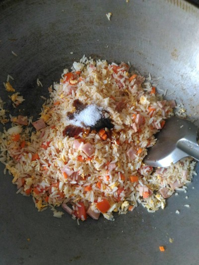 วิธีทำ ข้าวผัดแฮม วิธีทำ ข้าวผัดแฮม