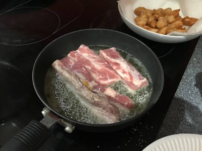 วิธีทำ หมูสามชั้นทอดกรอบ 🐷 วิธีทำ หมูสามชั้นทอดกรอบ 🐷