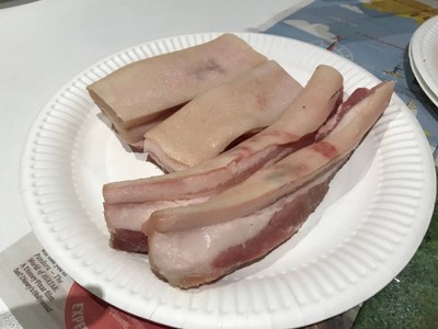 วิธีทำ หมูสามชั้นทอดกรอบ 🐷 วิธีทำ หมูสามชั้นทอดกรอบ 🐷