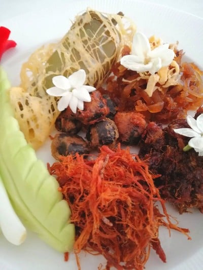 ช้าวแช่ ราคา 280 บาท 