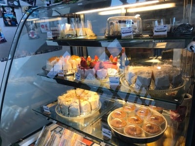 CAKES