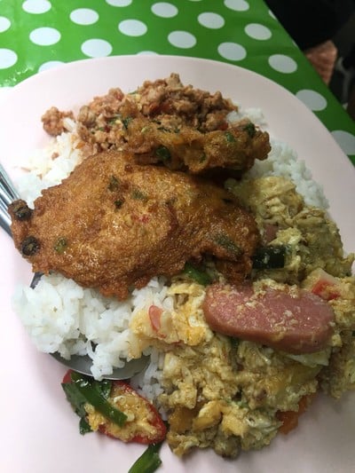 ข้าวราดแกง เจ้โอ๋