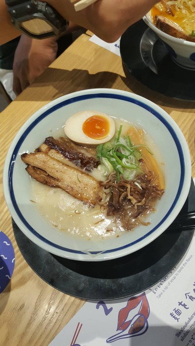 ทงคตสึคาคูนิราเมน