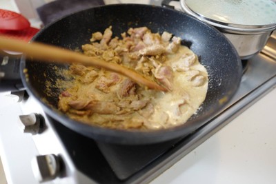 วิธีทำ แกงเขียวหวาน สันในหมู วิธีทำ แกงเขียวหวาน สันในหมู