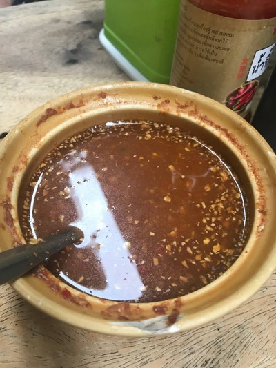 น้ำจิ้มข้าวมันไก่ กระบวย ล่ะ 30