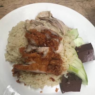 ข้าวมันไก่ผสม ใส่เครื่องใน