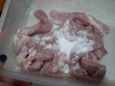 วิธีทำ หมูทอดนมสด วิธีทำ หมูทอดนมสด