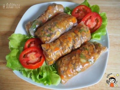 ปอเปี๊ยะญวนหมูน้ำพริกเผา