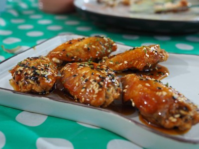 ปีกไก่ทอดคลุกซอสเกาหลี