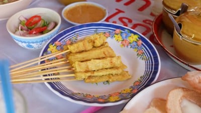หมูสะเต๊ะ