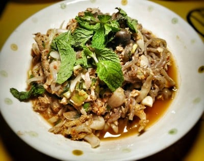 ลาบทูน่าโดนบุก (แคลอรี่เบาๆ 120 KCal)