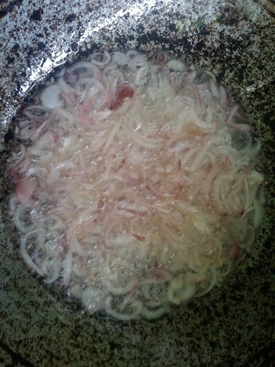 วิธีทำ กุ้งทอดราดซอสมะขาม วิธีทำ กุ้งทอดราดซอสมะขาม