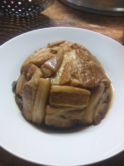เคาหยก (梅菜扣肉 :mei cai kou rou )