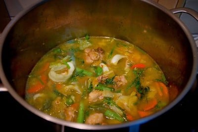 แกงอ่อมไก่