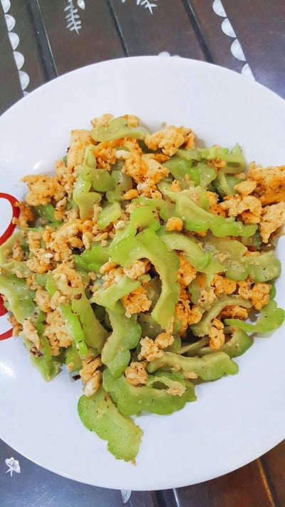 มะระผัดไข่แต่ไม่ขม