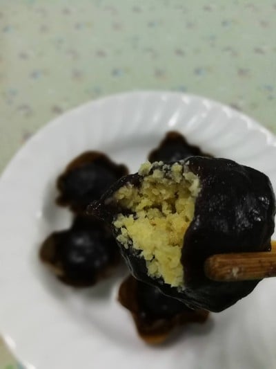 ขนมเทียนสีม่วง ขนมเทียนสีม่วง