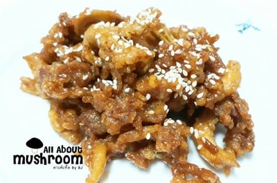 เห็ดทอดผัดซอส