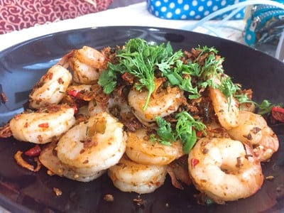 กุ้งคั่วสมุนไพร