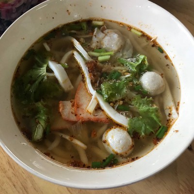 เกี้ยมอี๋ต้มยำ