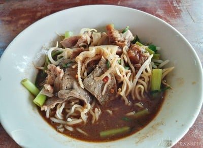 เมนูของร้าน ก๋วยเตี๋ยวเรือแม่ปราณี
