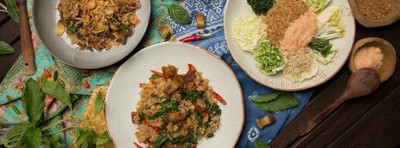 เพียงลงทะเบียนก็สามารถรับสิทธ์ฟรี เมนูน้ำพริกคั่วกรอบ+ผักสด (มูลค่า 220 บาท) เมื่อสั่งอาหารครบ 2,000 บาทชึ้นไป/บิล/โต๊ะ