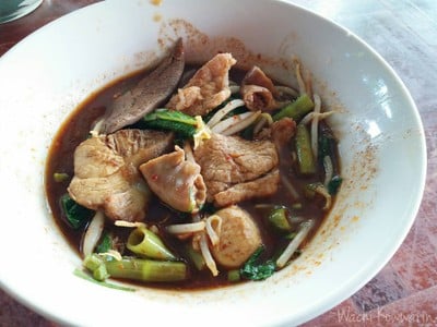 เมนูของร้าน ก๋วยเตี๋ยวเรือแม่ปราณี