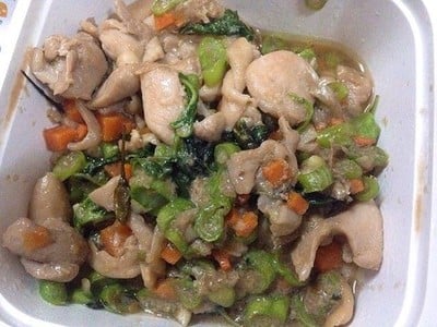 กระเพราไก่