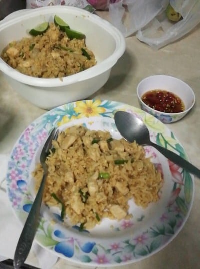 ข้าวผัดไก่