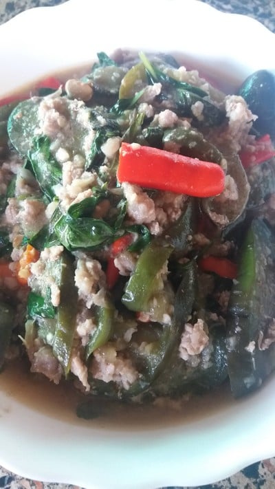 มะเขือยาวผัดหมูสับ