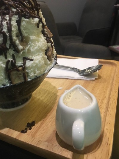 อาหาร หรือ เครื่องดื่ม