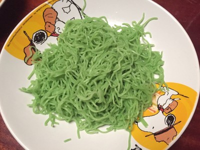 วิธีทำ บะหมี่หยกราดด้วยผัดเครื่องในเห็ดพริกหวาน วิธีทำ บะหมี่หยกราดด้วยผัดเครื่องในเห็ดพริกหวาน