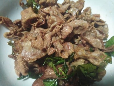 ไส้ทอดเจ๊ต้อม