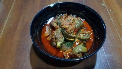 วิธีทำ หมูผัดพริกแกง วิธีทำ หมูผัดพริกแกง