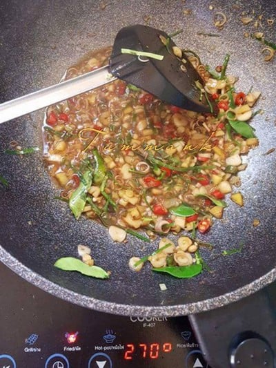 วิธีทำ กุ้งคั่วสมุนไพร