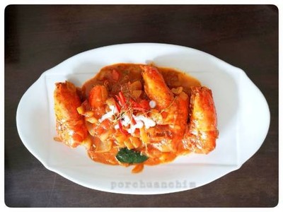 ฉู่ฉี่กะหรี่กุ้ง