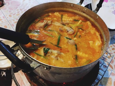 วิธีทำ ขนมจีนน้ำยากะทิตีนไก่ วิธีทำ ขนมจีนน้ำยากะทิตีนไก่