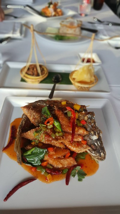 เมนูของร้าน sala rattanakosin eatery and bar