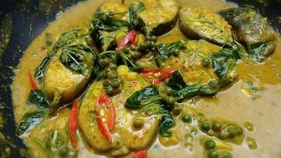 แกงคั่วปลาดุกทะเล แกงคั่วปลาดุกทะเล