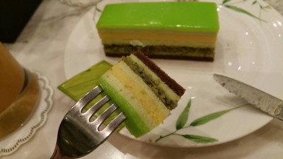 Pistachio & Passion Fruit Cremeux Cake
