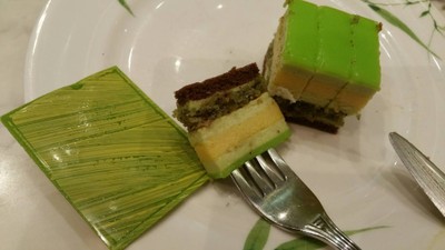 Pistachio & Passion Fruit Cremeux Cake