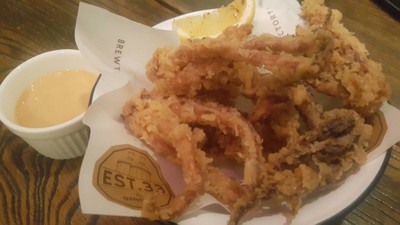 หนวดปลาหมึกทอดแป้งหมักเบียร์