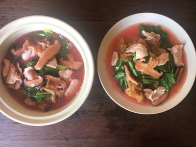 ราดหน้าสีชมพู